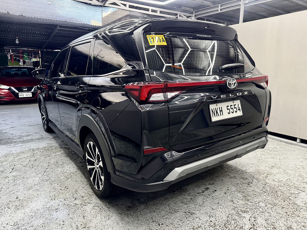 Thumbnail: 2025 TOYOTA VELOZ 1.5 V TOP OF THE LINE A/T AUTOMATIC GAS 7 SEATER LIKE BNEW! LA