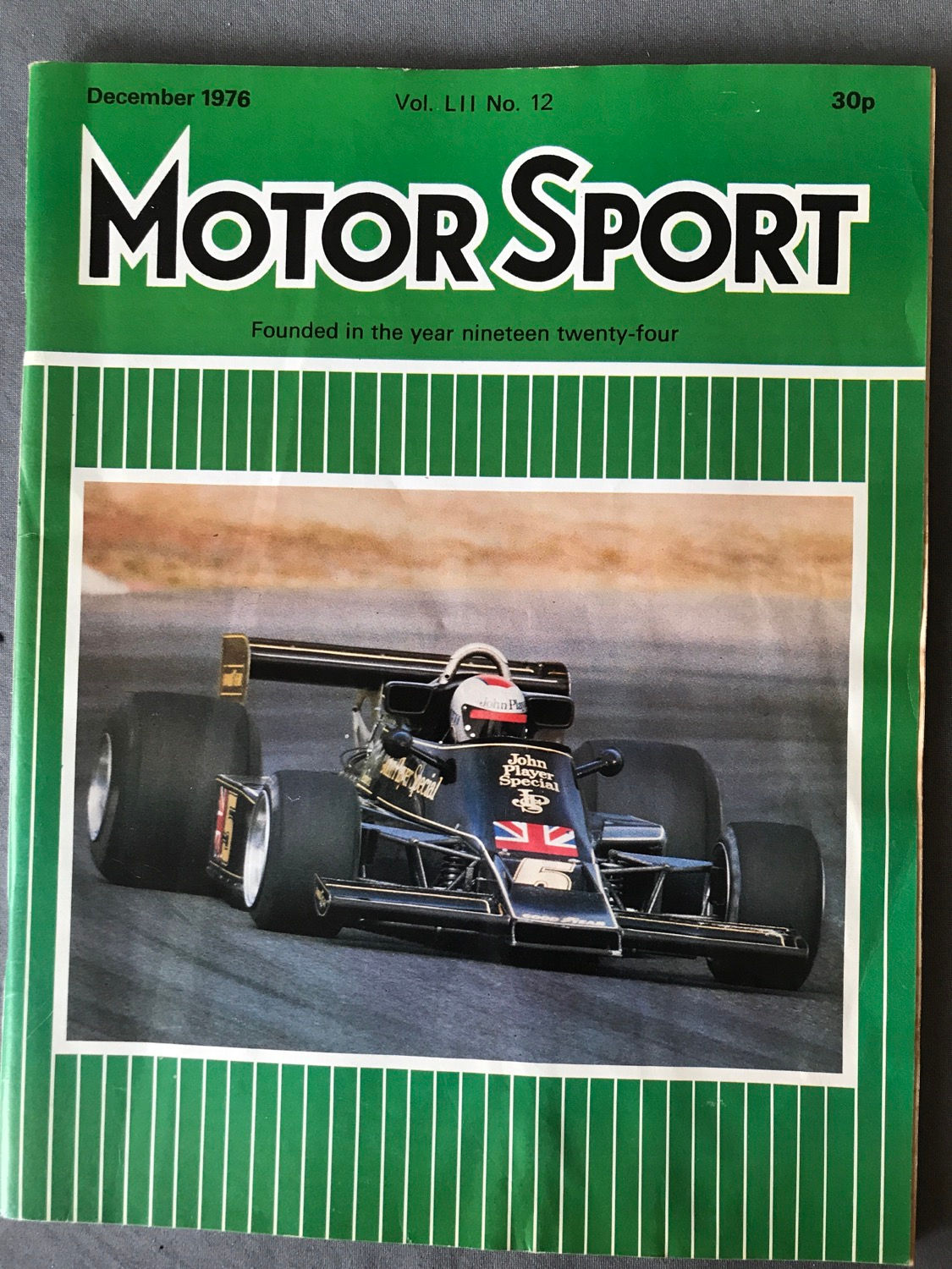 Motor Sport Magazine December 1976 Japanese F1 GP James Hunt World Champion