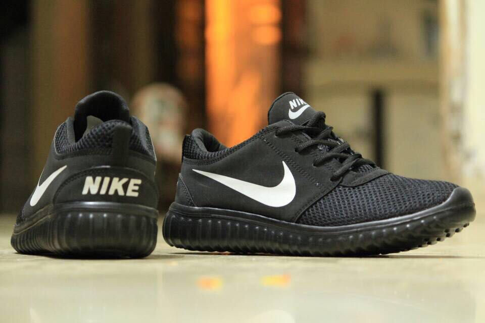 Thumbnail: NIKE 6