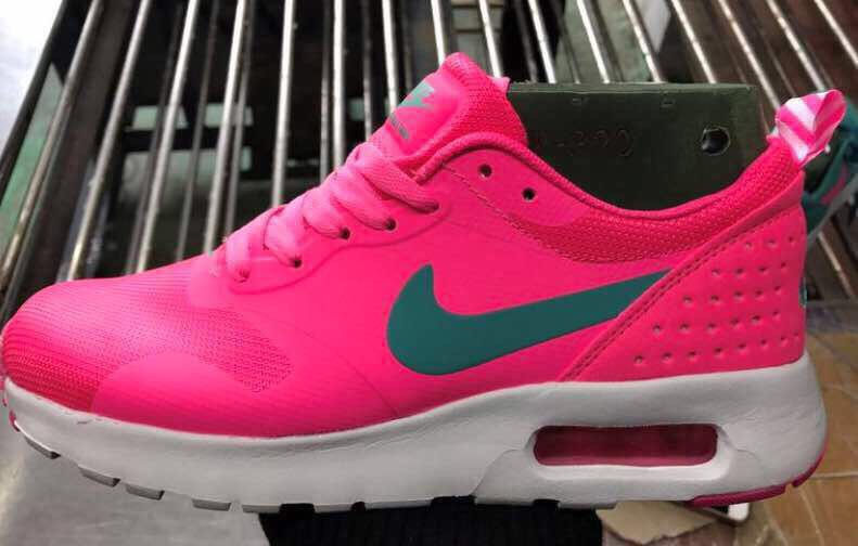 Thumbnail: NIKE TAVAS (FOR HER)
