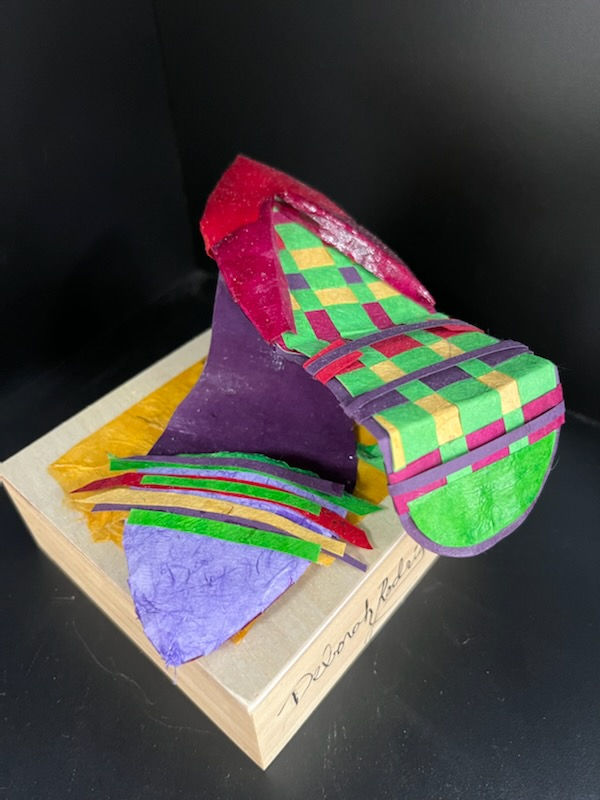 Thumbnail: Two Shoes Sculpture