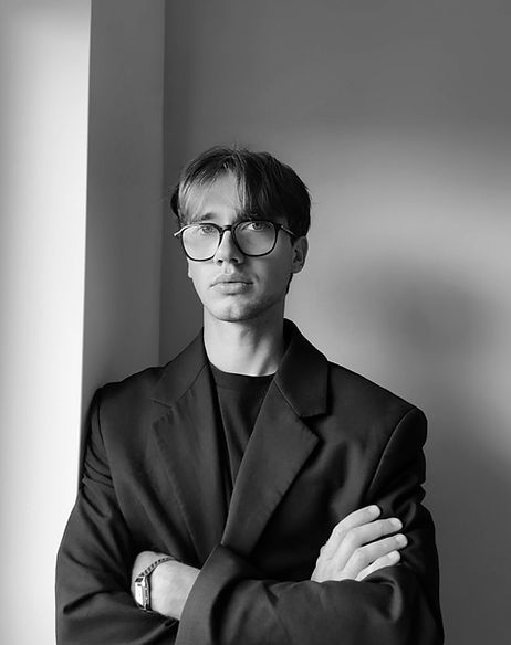 Wisdom Hortus – projektowanie i realizacja ogrodów, tarasów i zielonych przestrzeni. Projektujemy nowoczesne ogrody naturalis