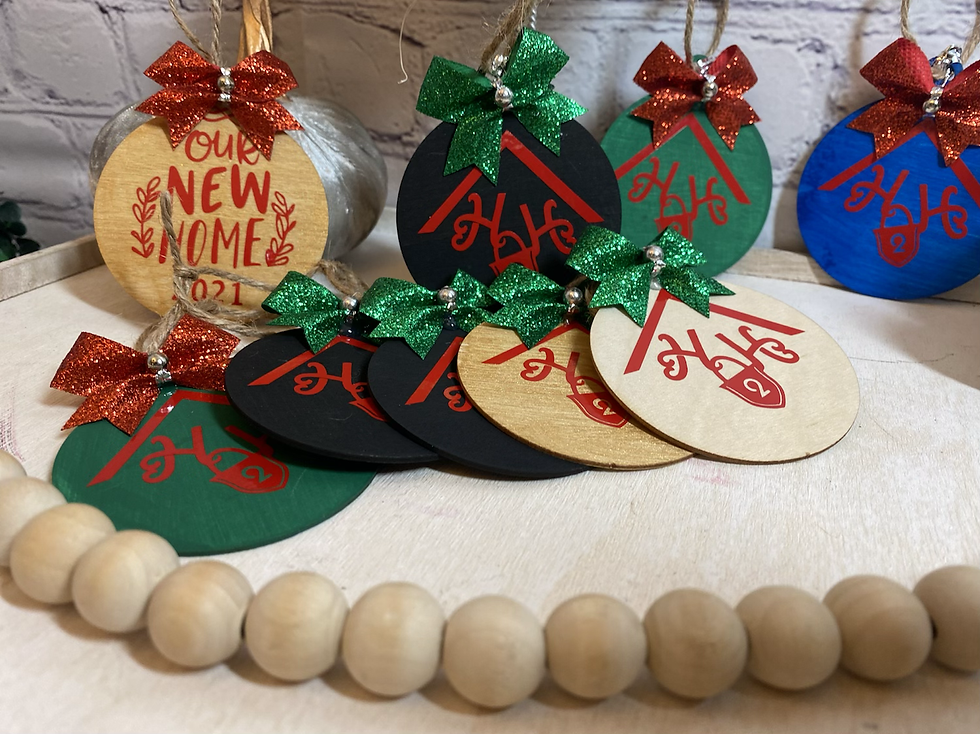 Thumbnail: Personalized Wooden Ornaments