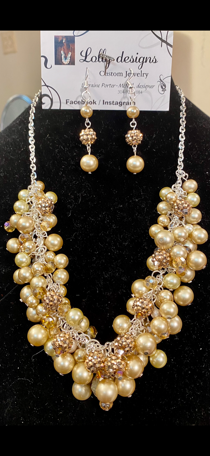 Thumbnail: Colorful pearls 