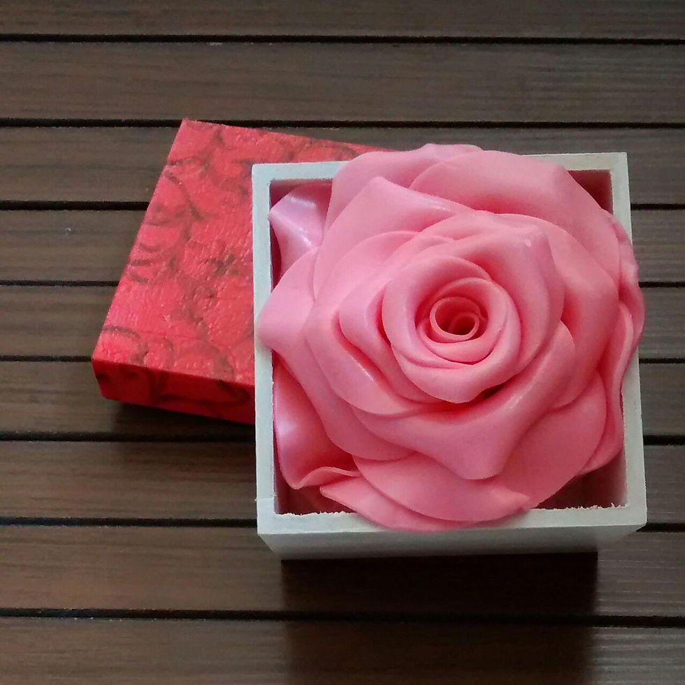 Caixa decorada com sabonete