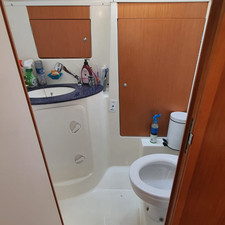 shower toilet.jpeg
