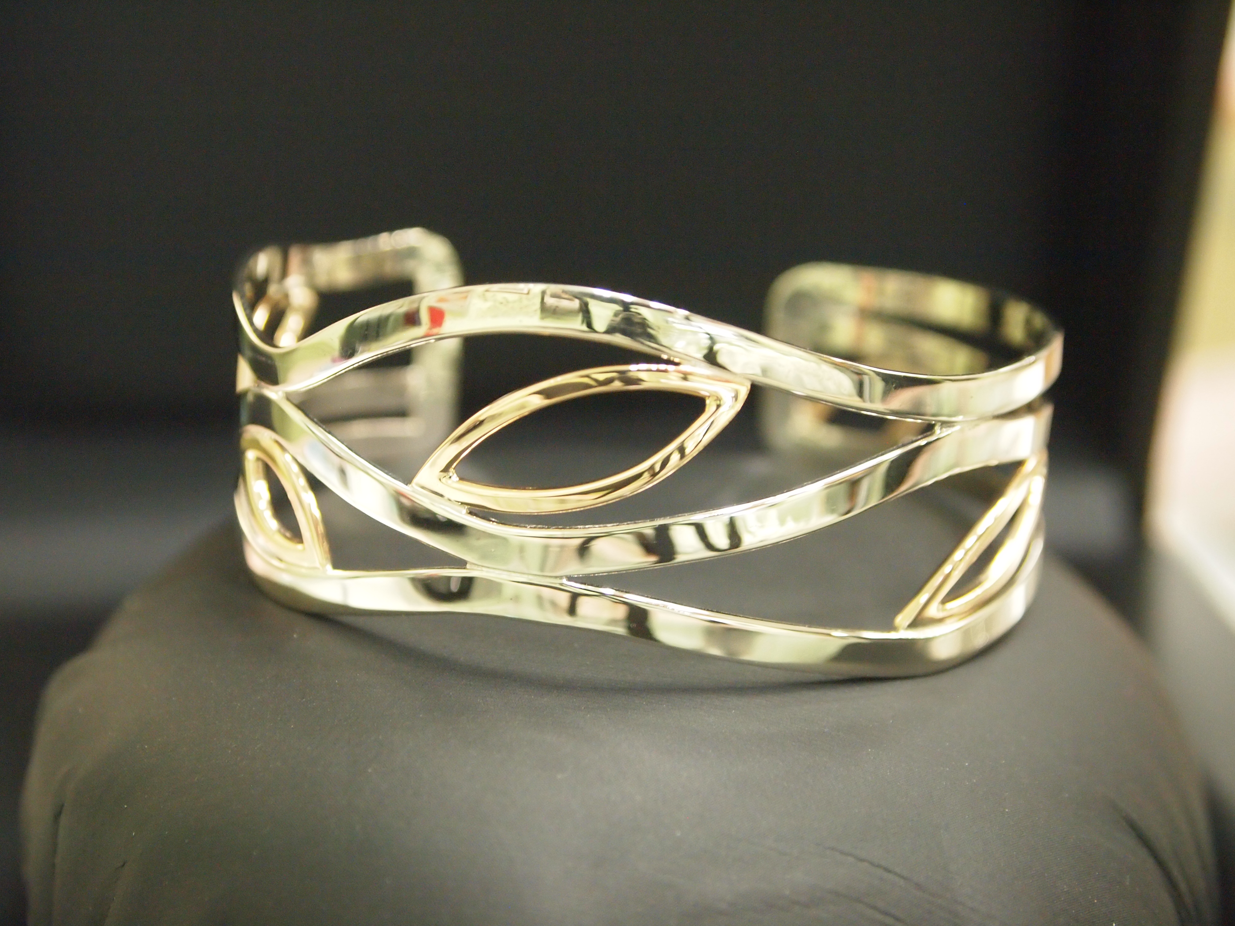 18kt Cuff