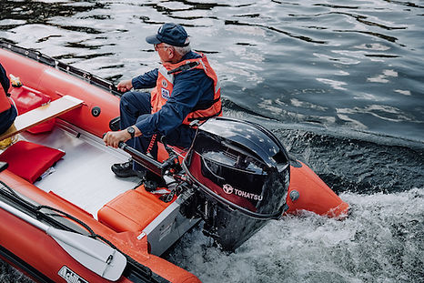 Motore fuoribordo Tohatsu MFS 25 cv.jpg