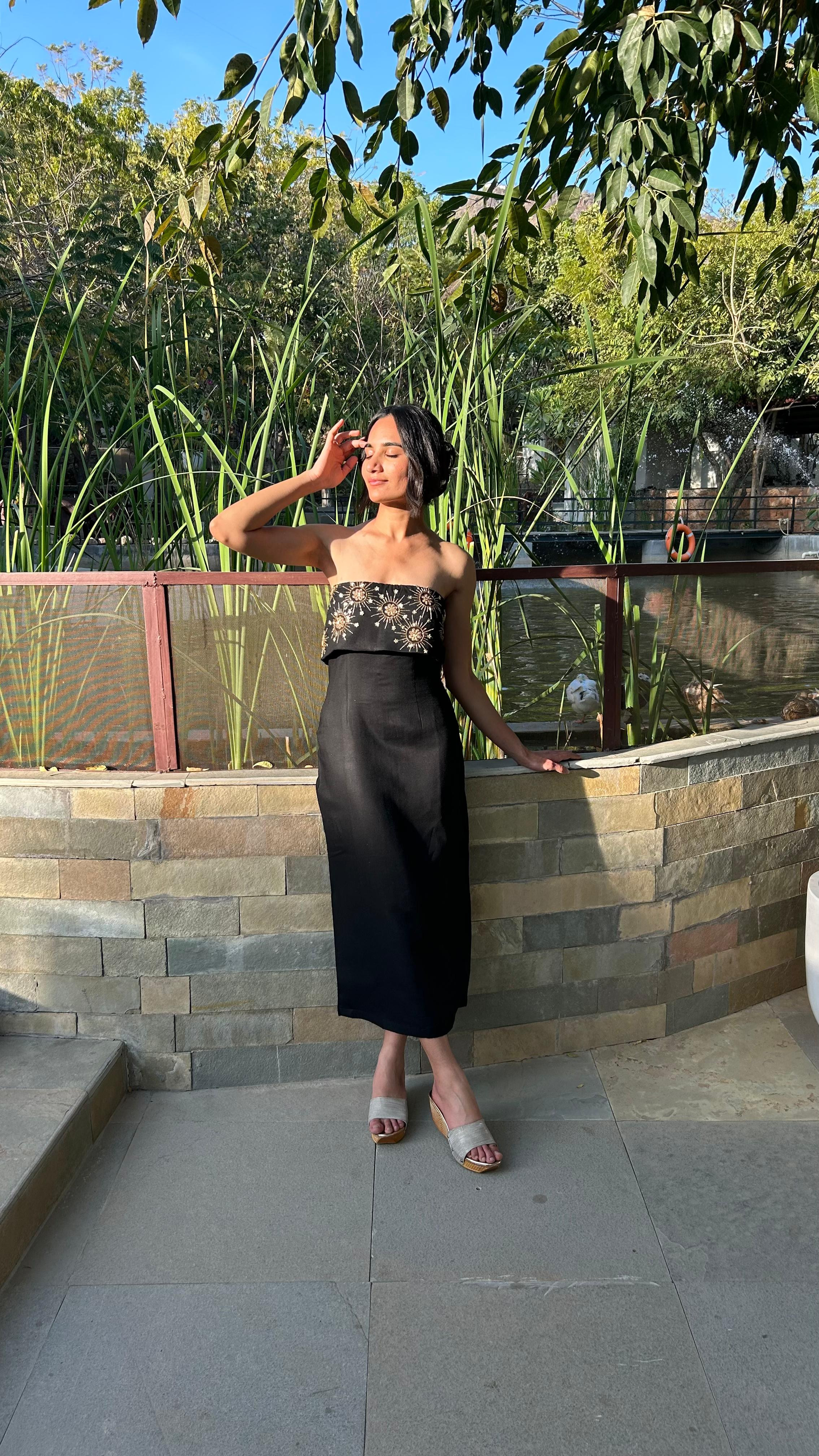Mid-Night Sun Dress