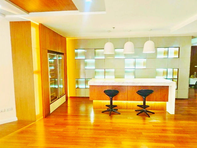 MRTพระราม9 500 ม. Penthouse คอนโดหรู 6นอน 5 น้ำ เบลล์ แกรนด์ พระราม 9 ชั้น30 74 ตร.ว. 296ตร.ม.ระดับลักชัวรีหรือโฮมออฟฟิศ