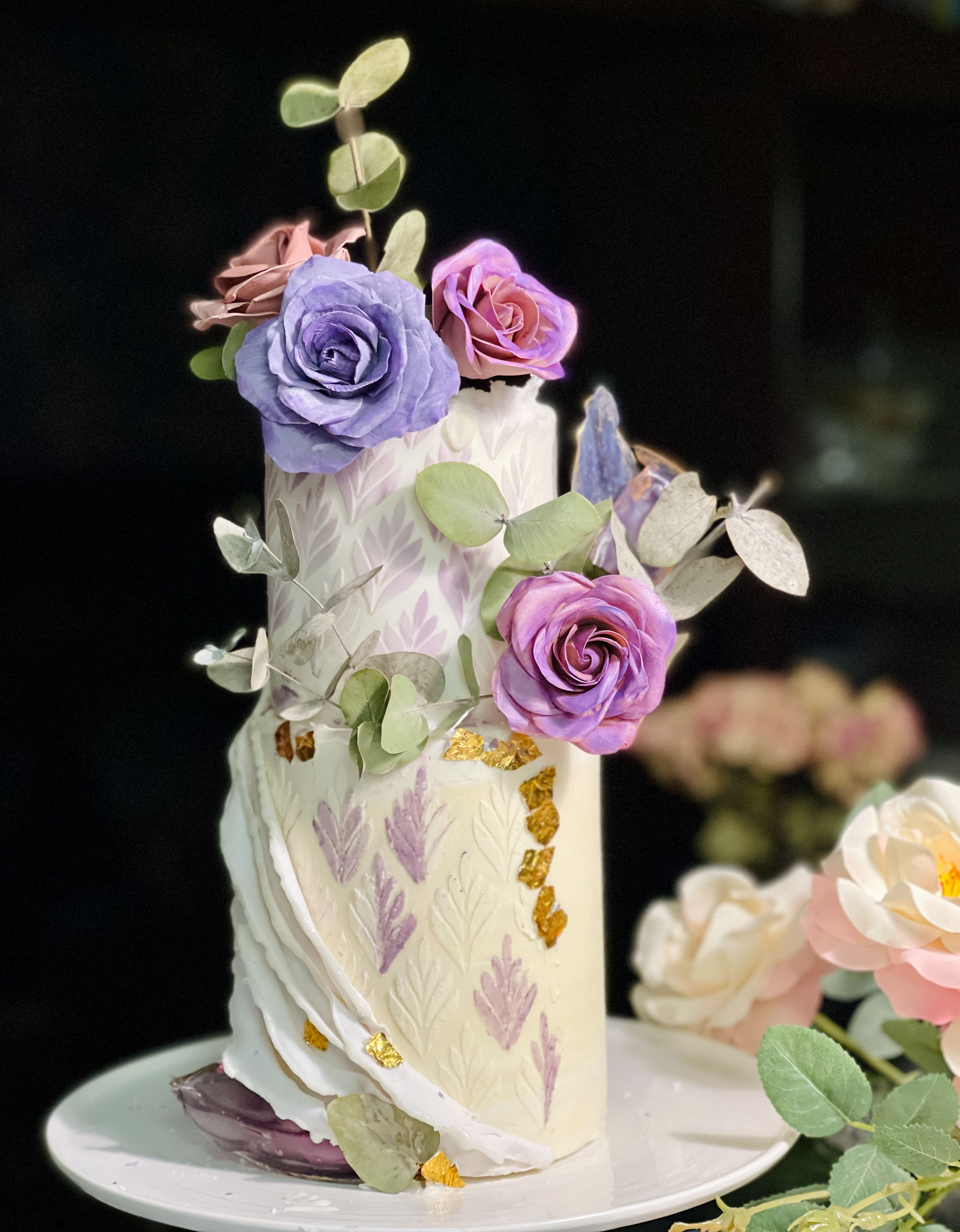 Purple flowers Cake