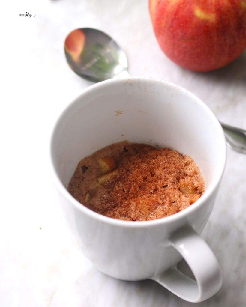 Mug cake fit de manzana y canela