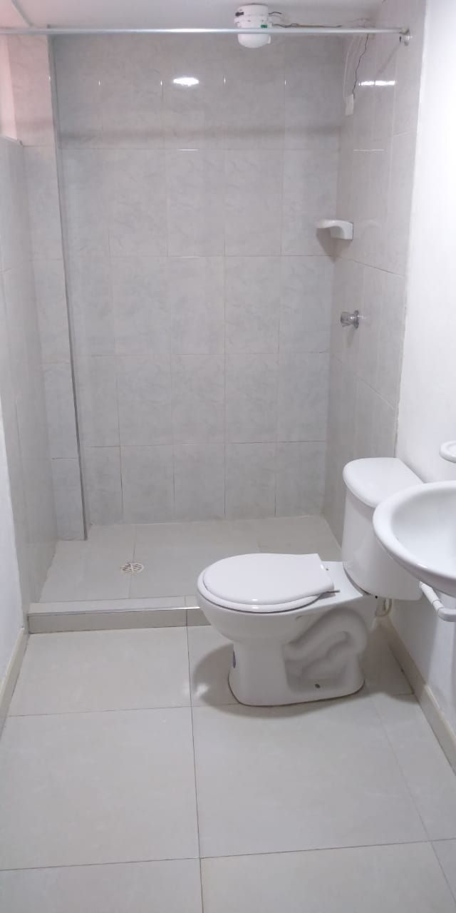 Miniatura: Se VENDE  Excelente y rentable casa de dos pisos  con una maravillosa vista