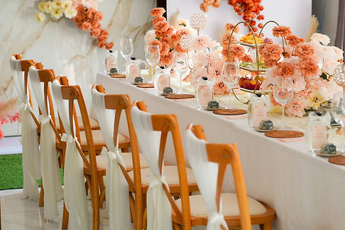 free-photo-of-elegant-wedding-reception-table-with-floral-decor.jpeg
