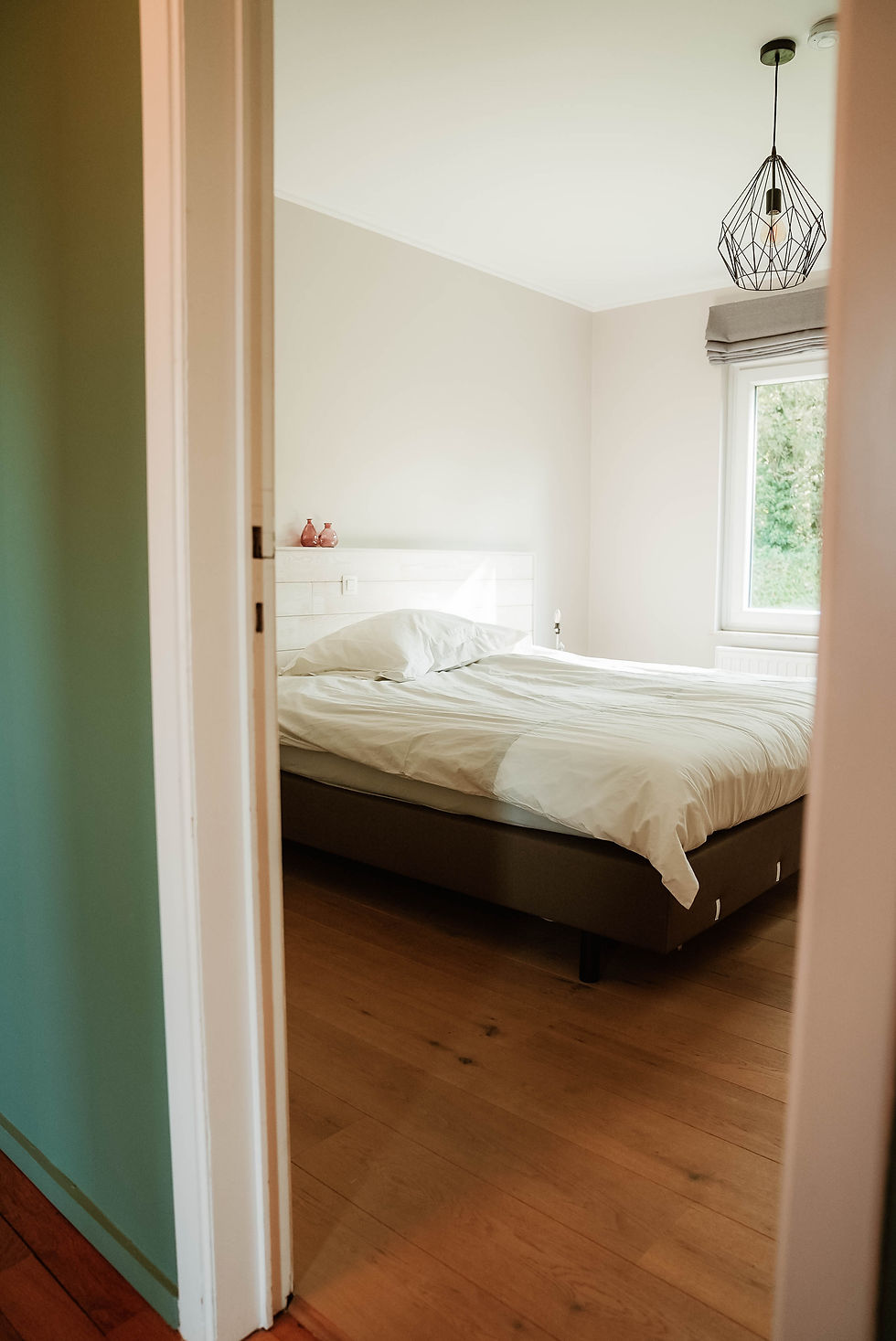 Vue de la chambre depuis l’entrée