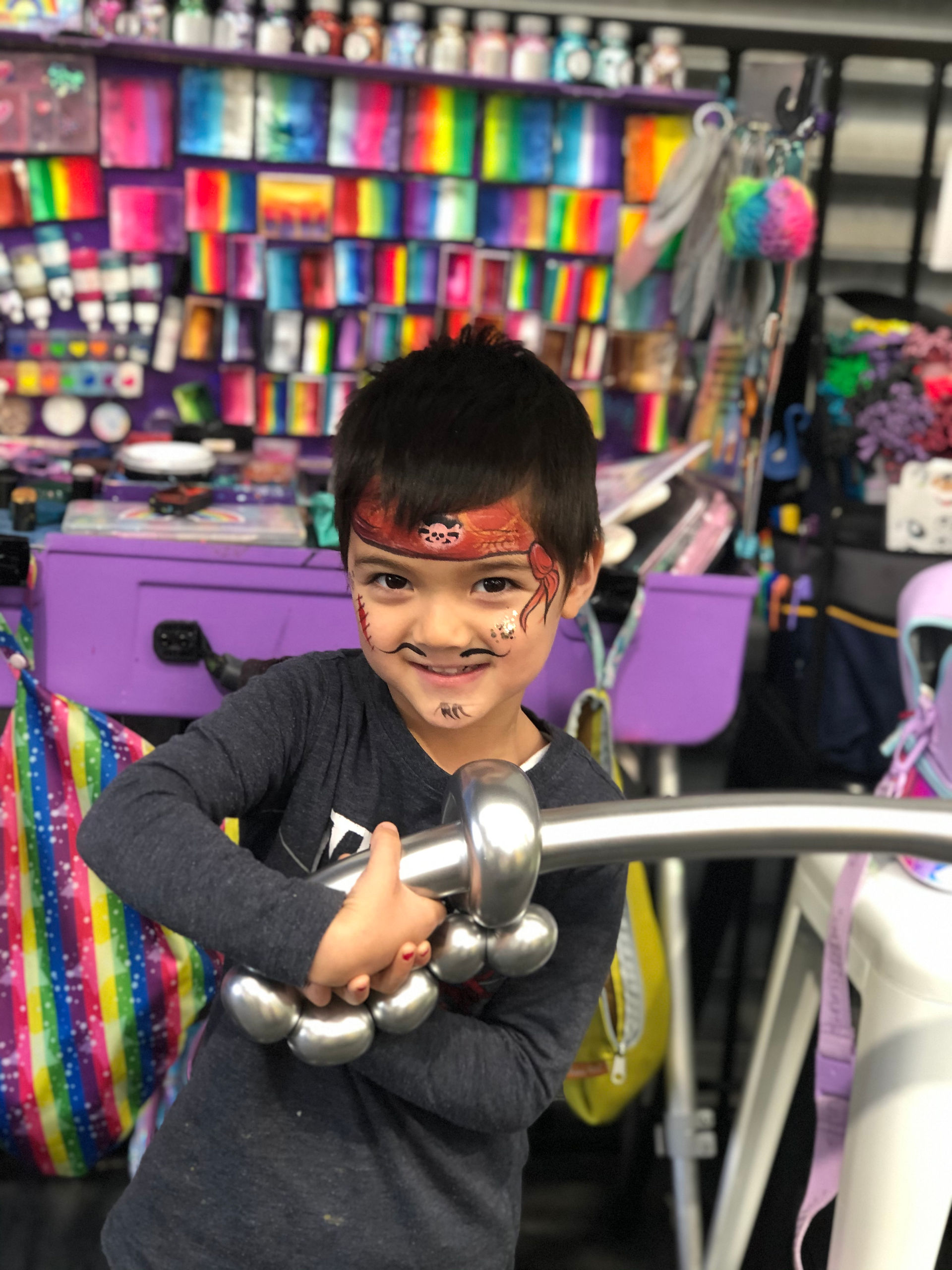 Pirate boys face painting and balloon twisting sword Wellington New Zealand