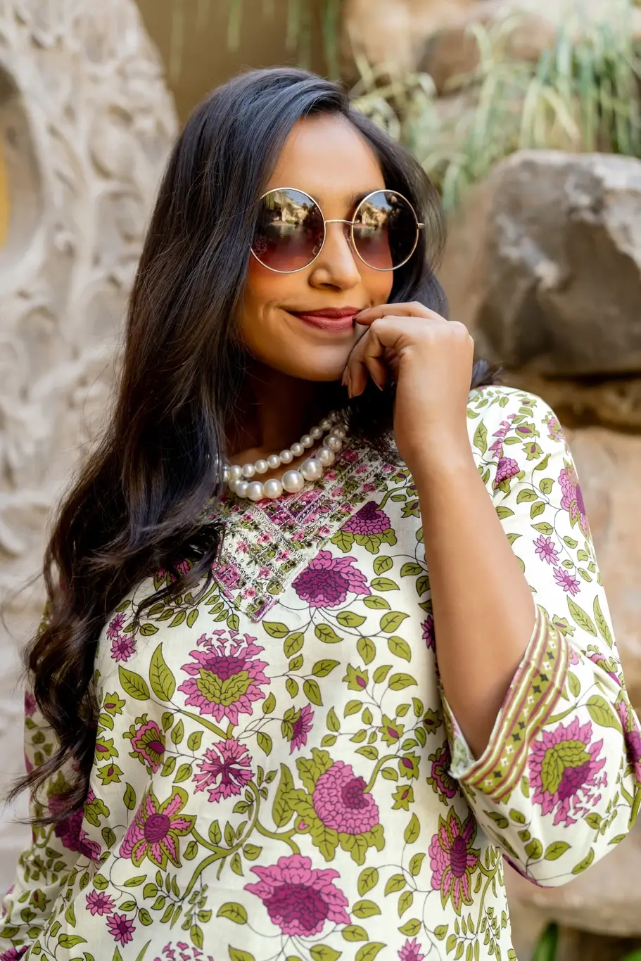 Thumbnail: Women Off white Cotton Floral Printed Plus size Kurta Pants And Dupatt