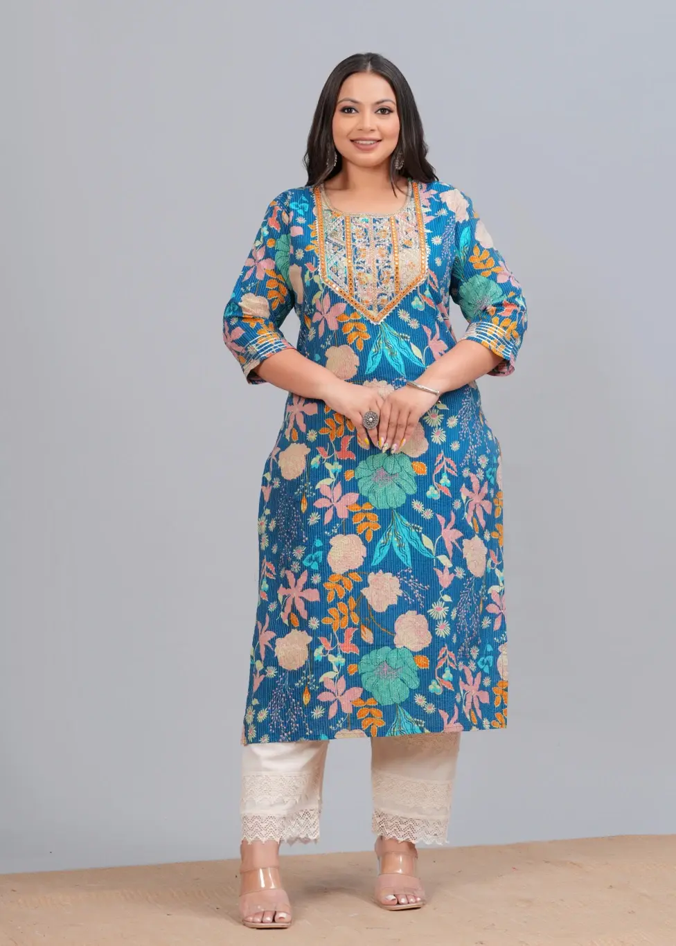 Thumbnail: Plus Size Embroidered Blue Pure Cotton Straight Kurta for Women, Casual
