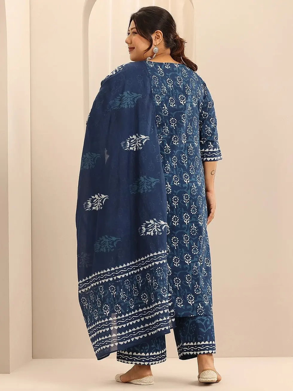 Thumbnail: Women Blue Cotton Plus Size Block Printed Long Kurta With Pants and Dupatta
