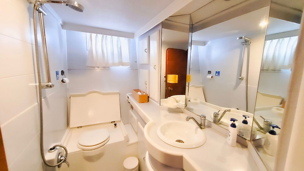 תמונה ממוזערת: 21M Kiralik Luks Motoryat Marmaris 6 Kişilik