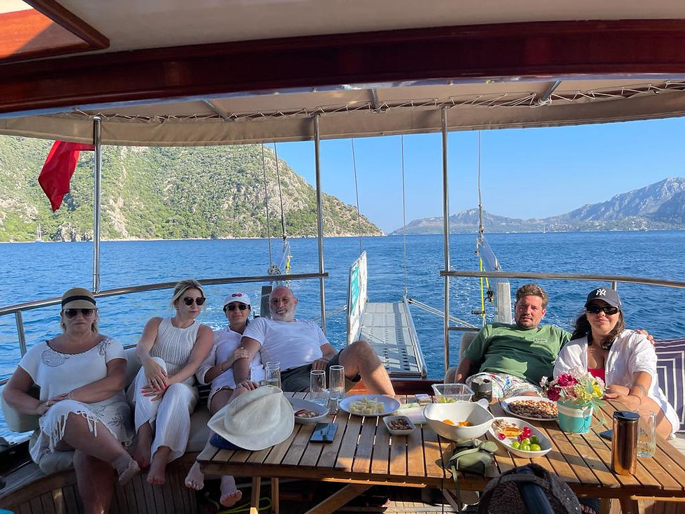 Private Yacht Charter Daily Guest
