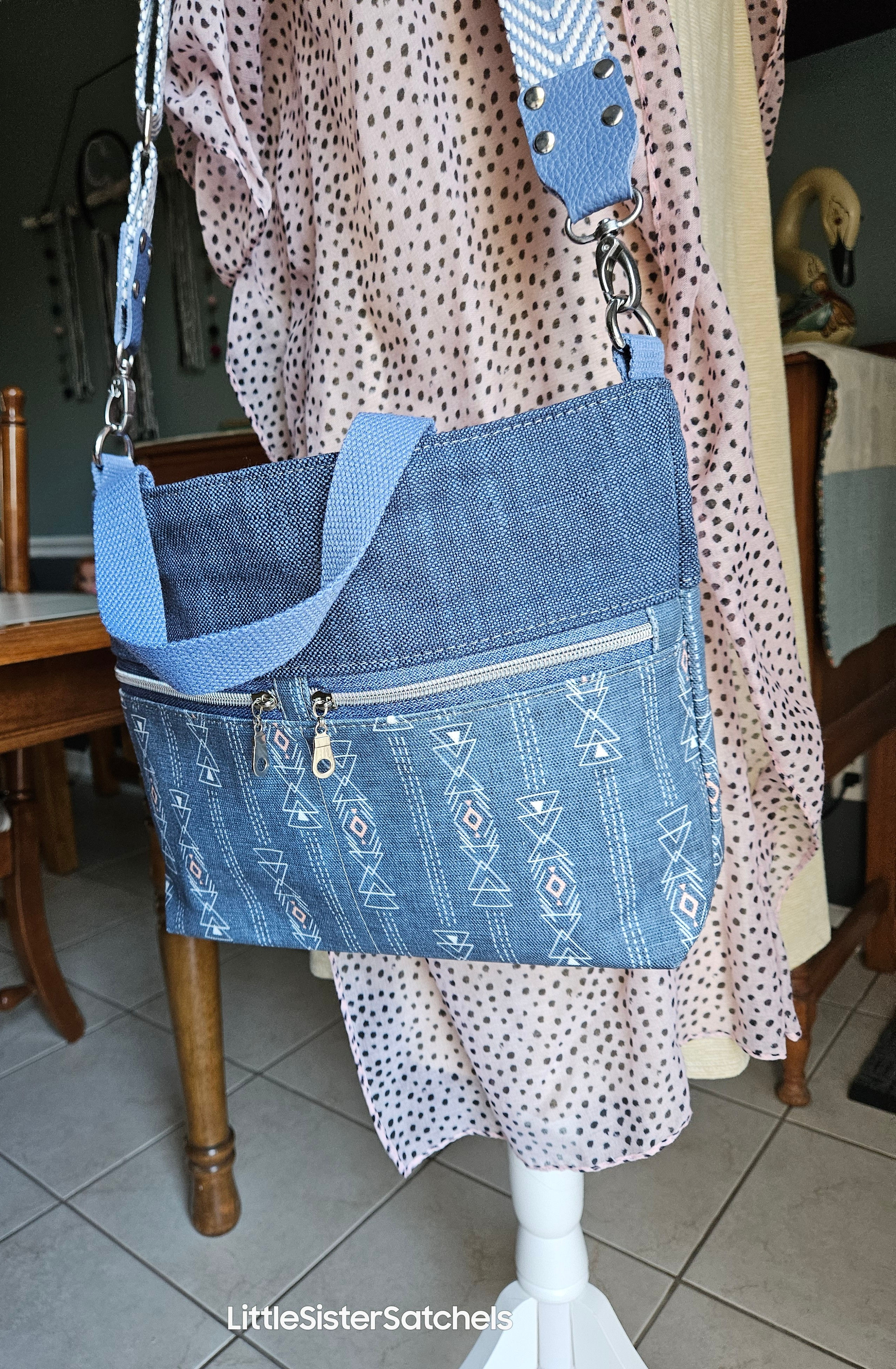 Front Double Zip in Blue Weave and Canvas