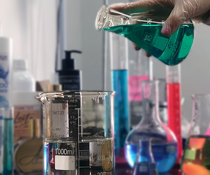 Terceirização de cosméticos e artigos para manicure e pedicure