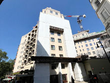 The Dorchester, Park Lane – Guest-Facing Scaffold Wrap for Phased Works
