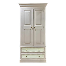 Wardrobe painted in Coat 'Sofia' and 'Nap Time'