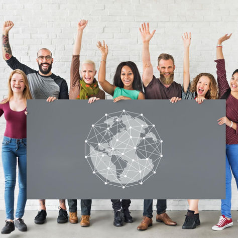 ¿Es usted un expatriado en busca de contactos? Cómo las comunidades en línea pueden transformar su experiencia