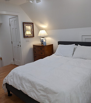 901G sleeping area
