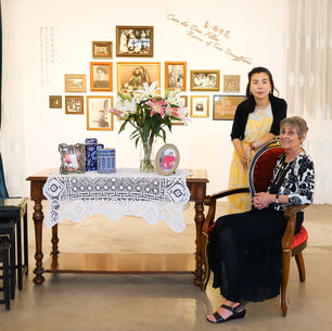 家·兩生花——左治家族圖片展開幕