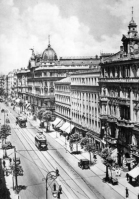 przedwojenna-warszawa-100-lat-niepodleglosci-486793-GALLERY_600.jpg