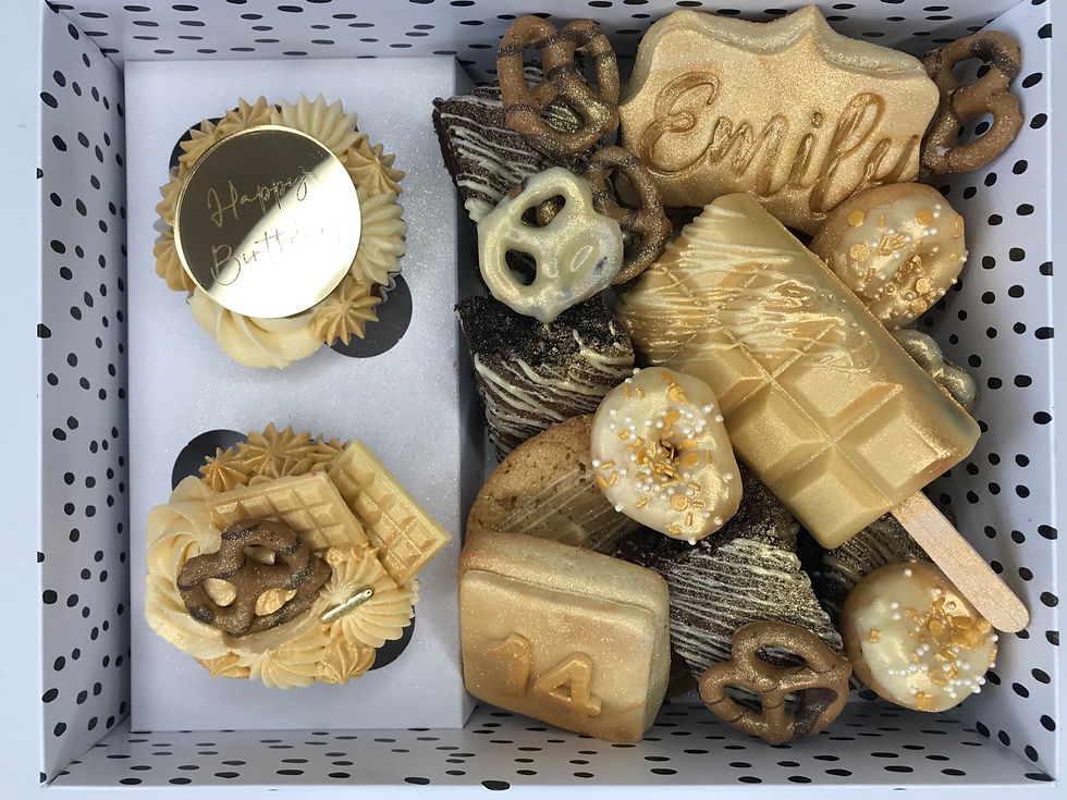 Thumbnail: Gold luxury treat box