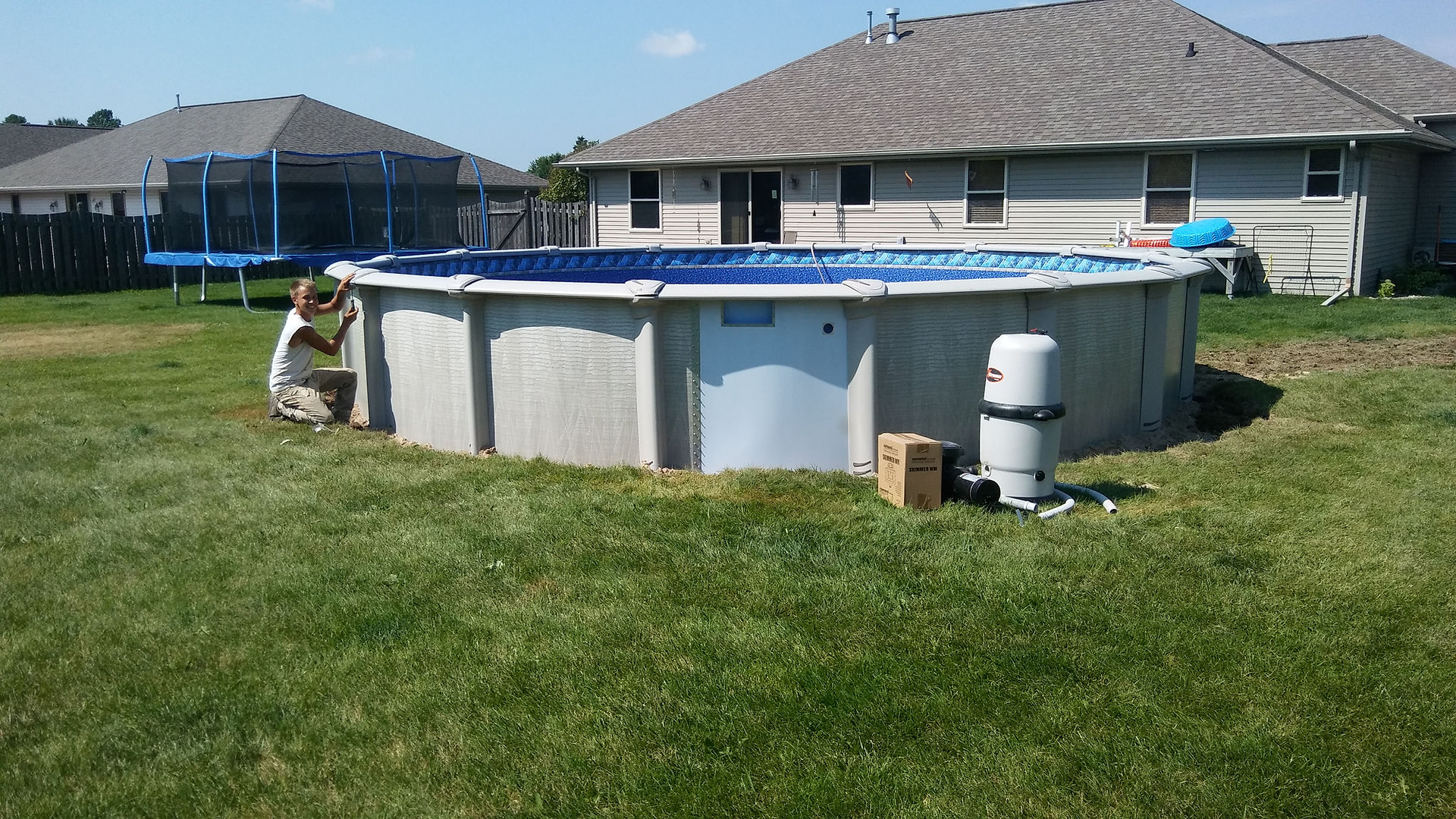 This is the 24' Round Evolution Above Ground Pool from Pool Pros. Pool Pros built this above ground pool in Bellevue, WI in 2017.