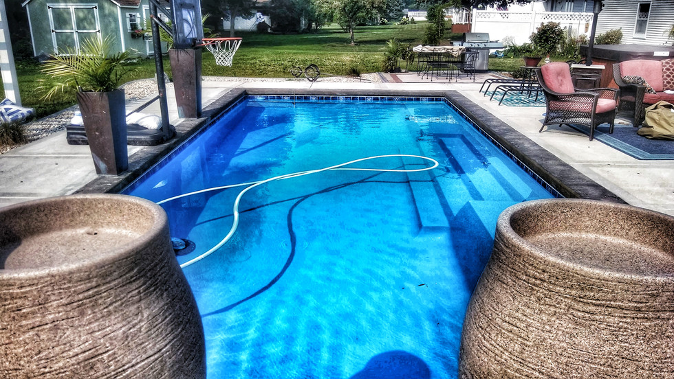 San Juan Grand Manhattan Fiberglass Pool