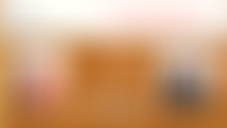 Водещите разговарят за токсичните култури.