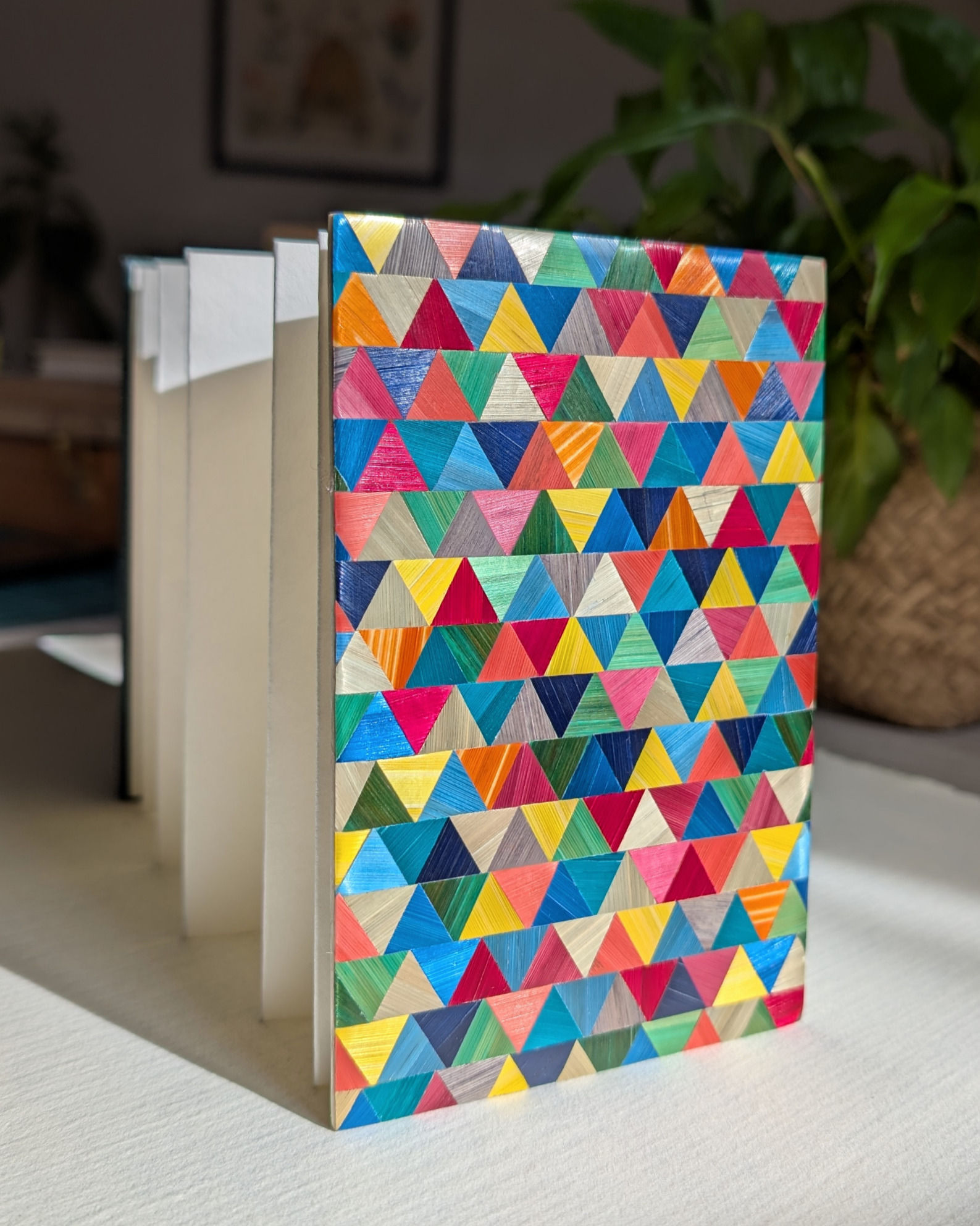 Leporello - carnet d'artiste en marqueterie de paille