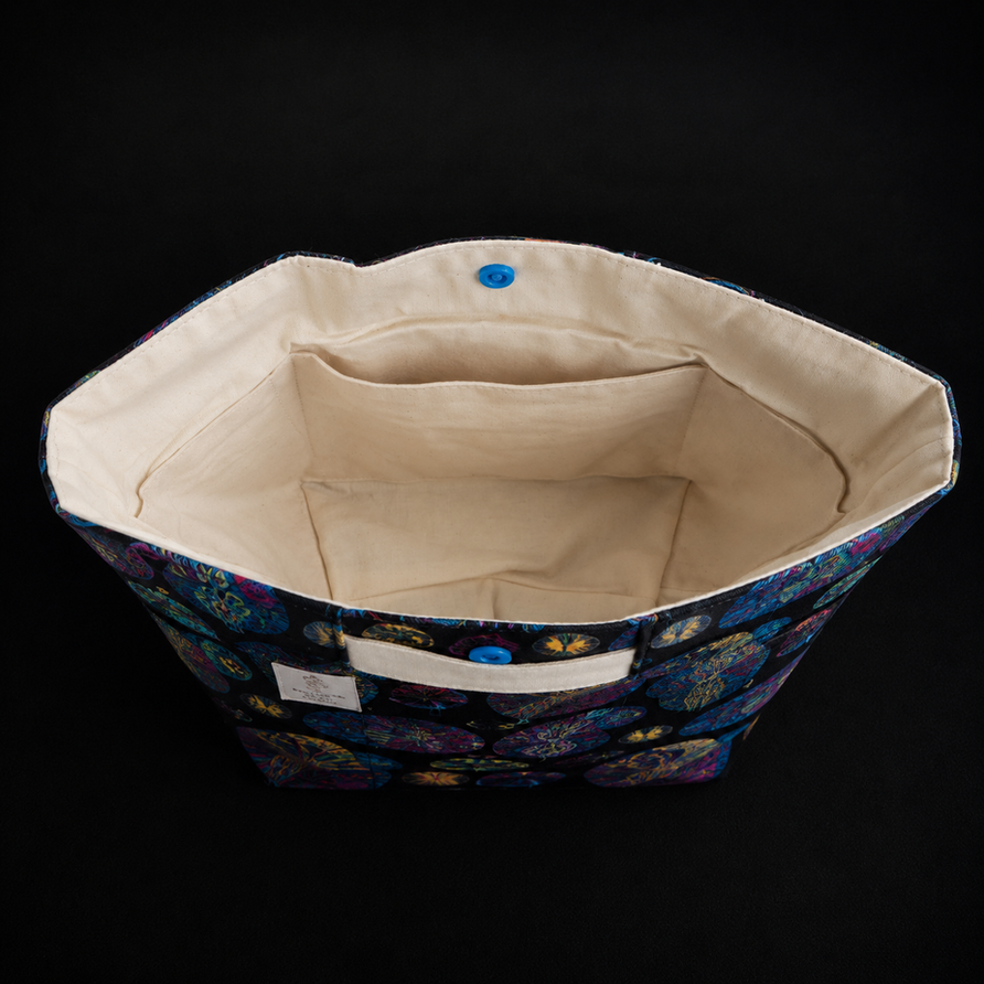 phat girlz fibre Yarnivore small bucket bag 2.0 stock photo