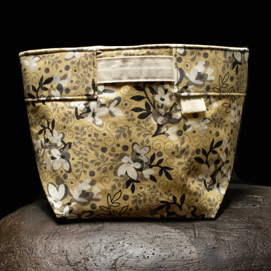 phat girlz fibre gilded pedals small bucket back stock photo