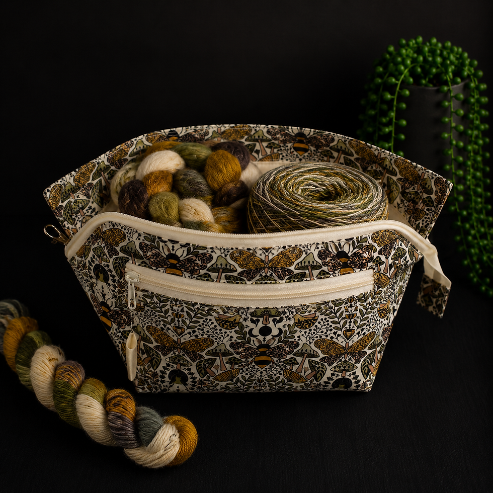phat Girlz Fibre hive Expectations Fiber nest stock photo