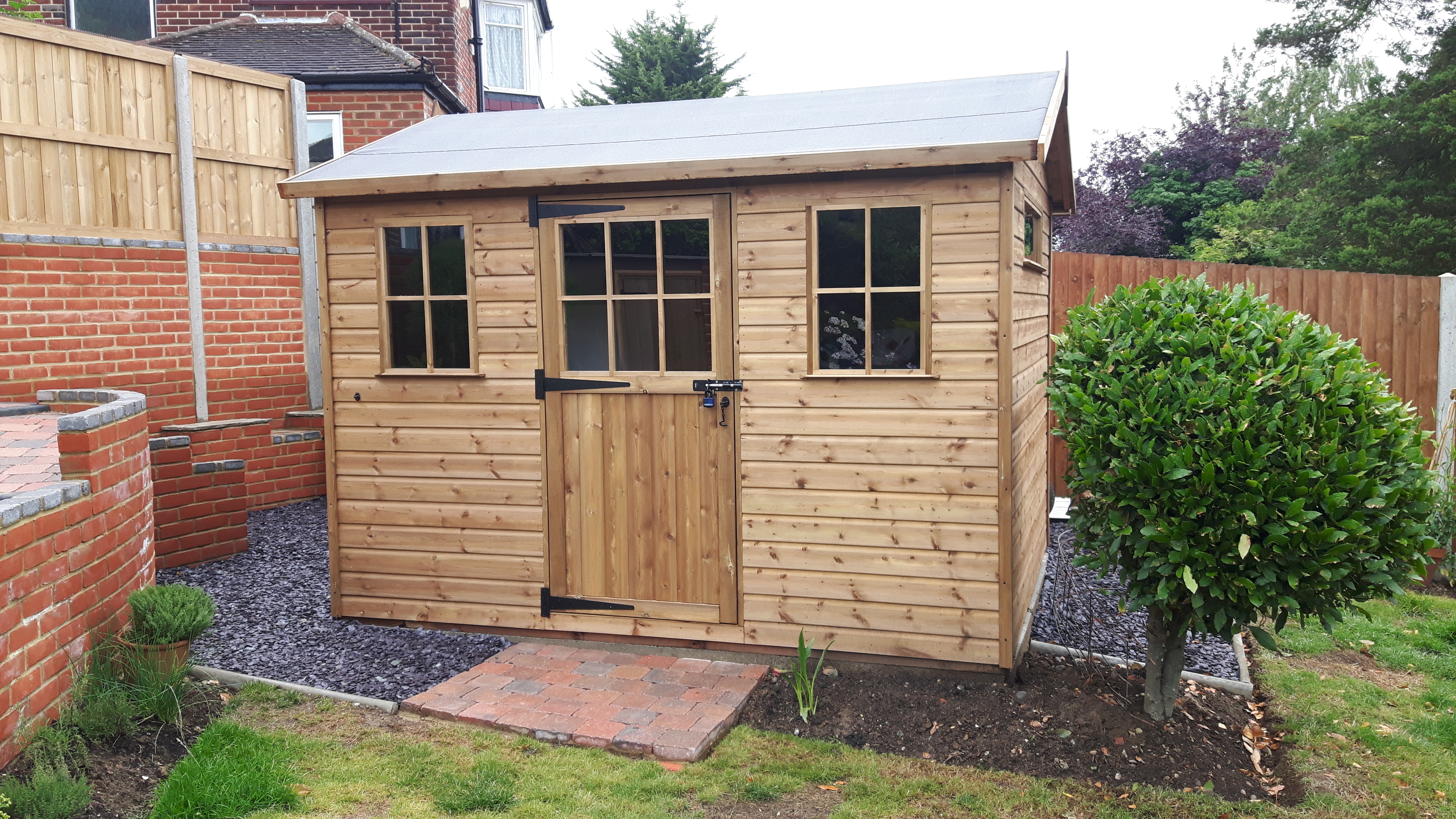 Apex garden shed