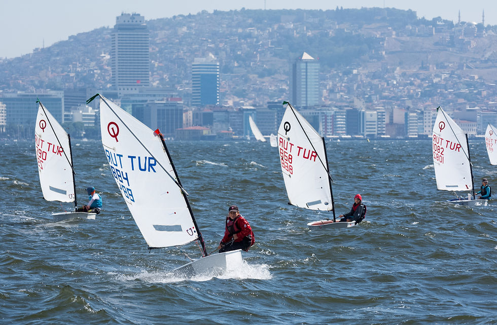 Kids learning sailing basics at a sailing school
