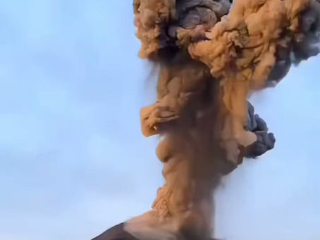 Excursionistas quedan atrapados durante una violenta erupción del Volcán de Fuego en Guatemala