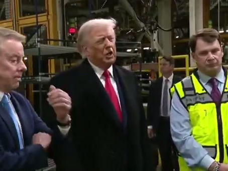 Trump califica al T-MEC como "irrelevante" y asegura que EE. UU. no lo necesita