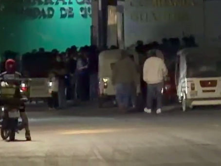 Reportan bloqueo por mototaxistas en la colonia El Fortín, Zapopan