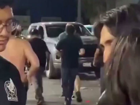 Conductor atropella a aficionados en Chihuahua tras molestarse por los festejos
