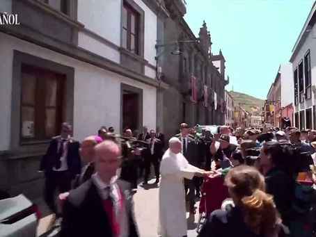 Olvido histórico en Canarias: El chófer oficial inició la marcha sin el Papa León XIV a bordo