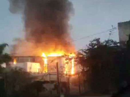 Incendio en Bodega de Azúcar en Tlaquepaque