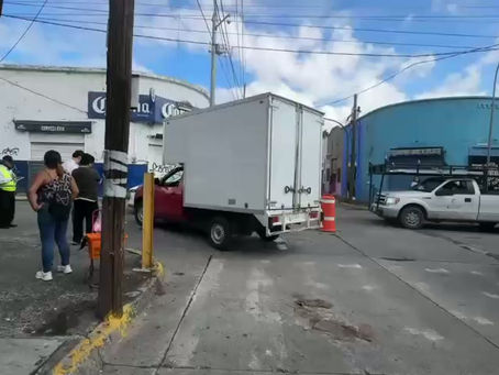 Conductor atropella a mujer de la tercera edad y escapa en San Juan de Dios